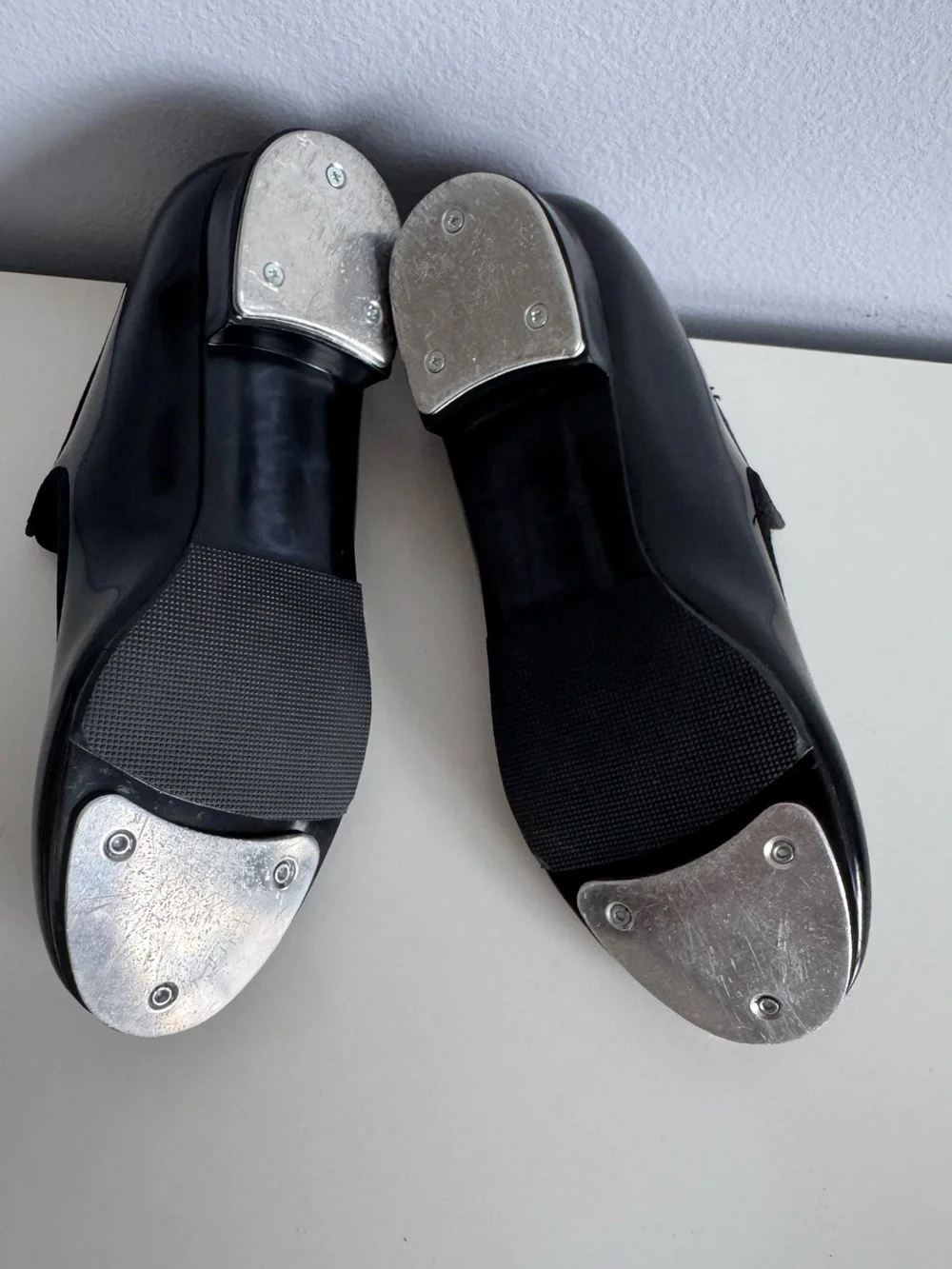 Capezio Future Star Black Patent Tap Shoes Girls 1M